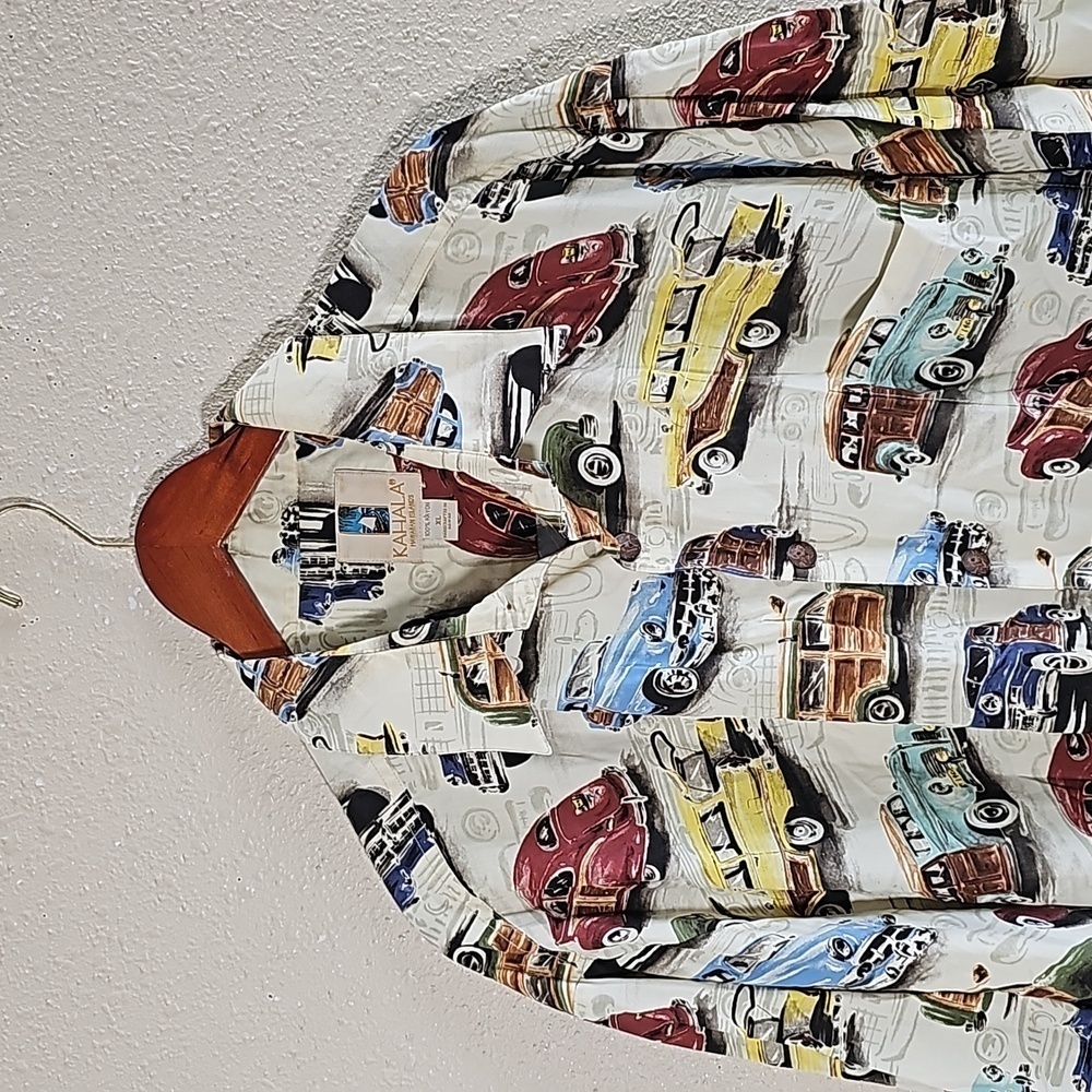 Kahala Classic Cars Hawaiian Shirt. - Picture 2 of 6